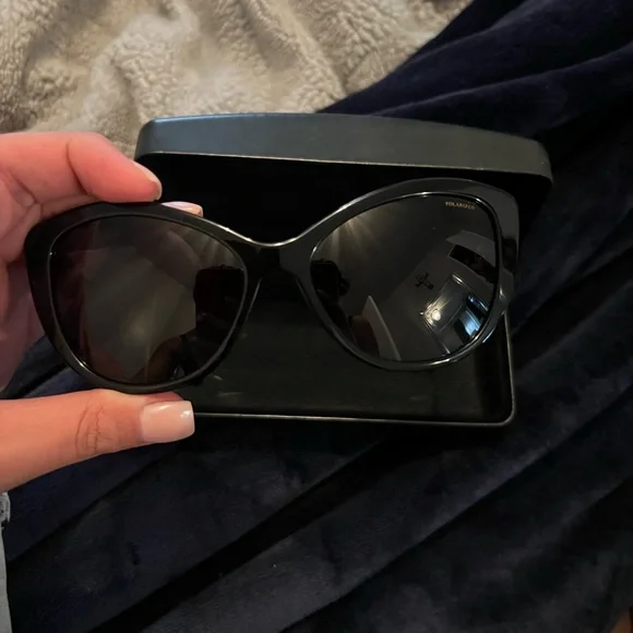 Versace Black and Gold Women's Sunglasses - Picture 5 of 7